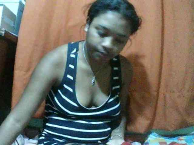 TriciaBella webcam