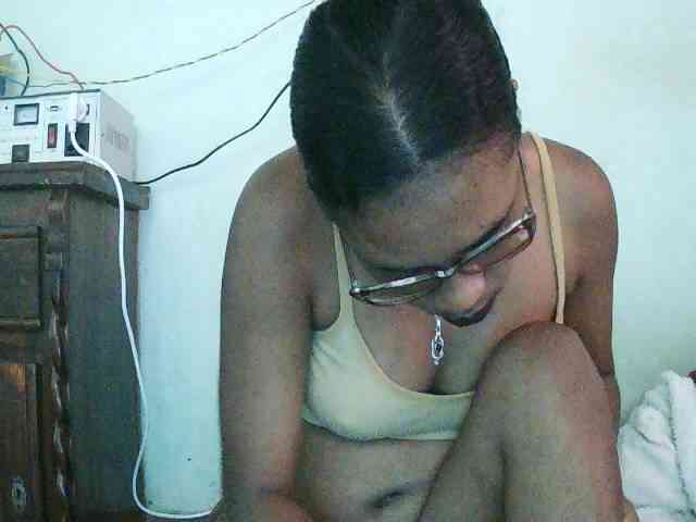 TriciaBella webcam