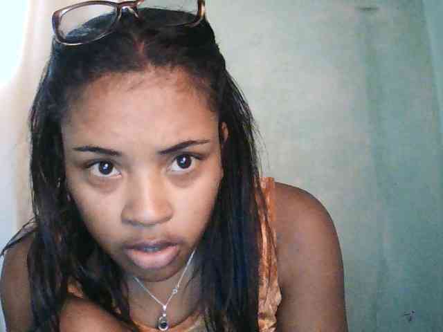 TriciaBella webcam