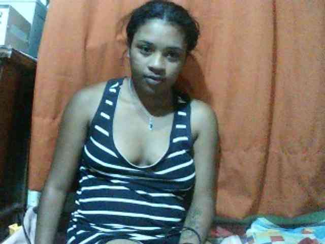 TriciaBella webcam