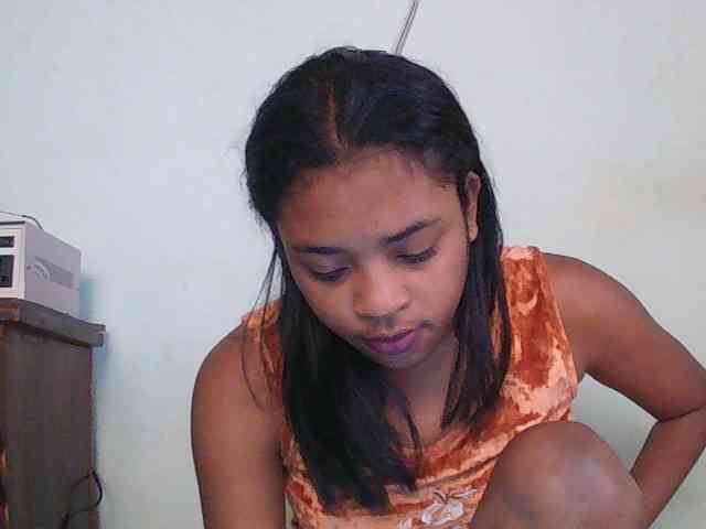 TriciaBella webcam