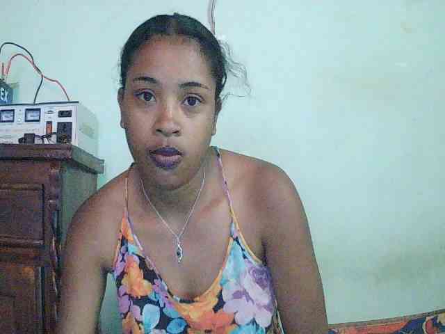 TriciaBella webcam