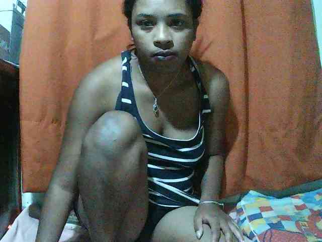 TriciaBella webcam