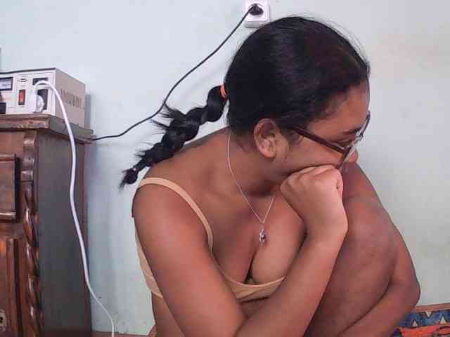 TriciaBella webcam