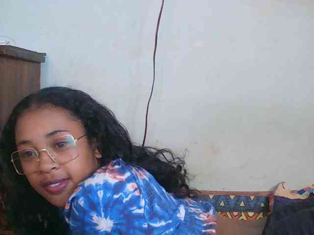 Modèle: TriciaBella