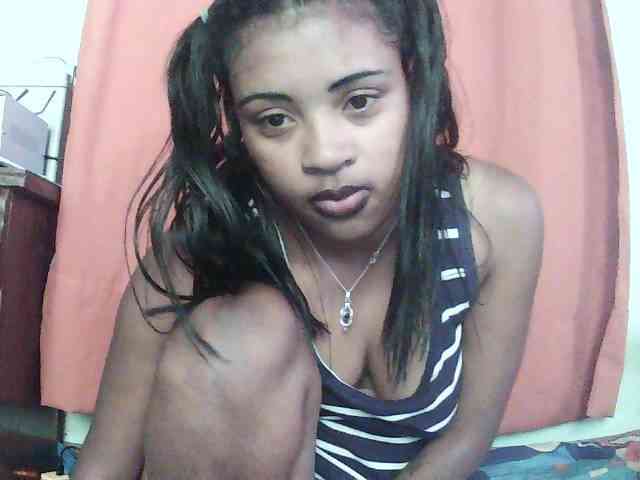 TriciaBella webcam