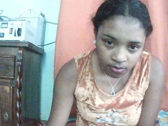 TriciaBella webcam
