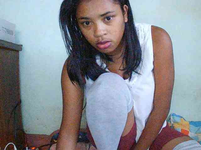TriciaBella webcam