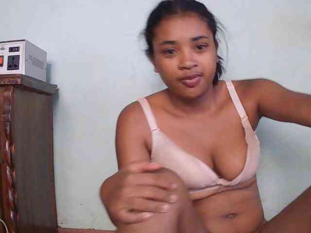 Modèle: TriciaBella