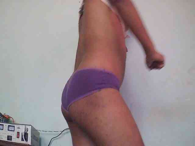 TriciaBella webcam
