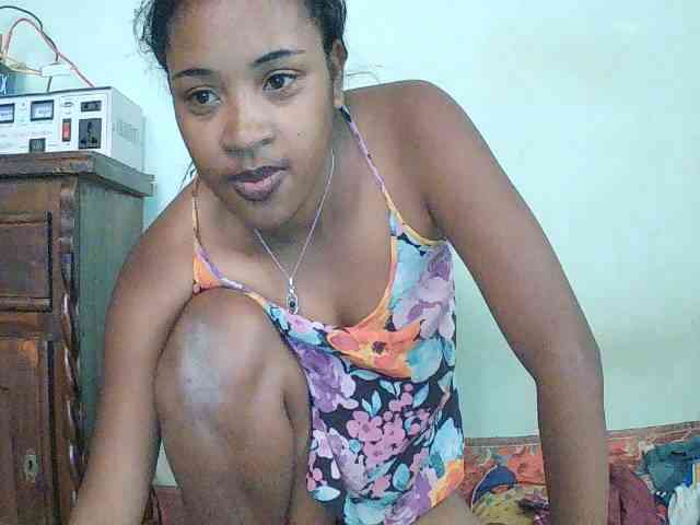 Modèle: TriciaBella