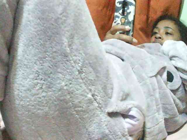TriciaBella webcam