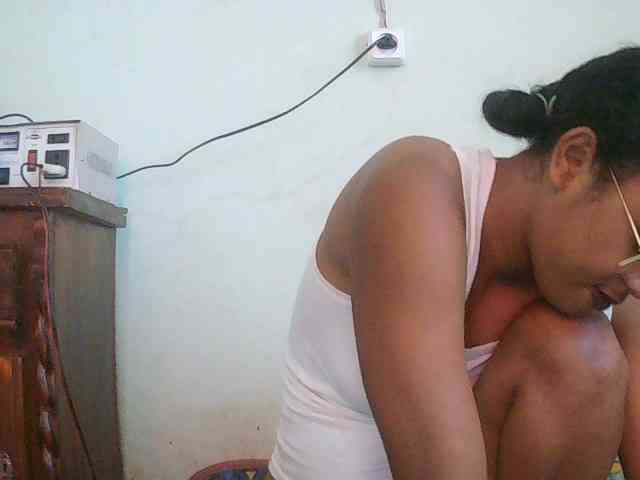 TriciaBella webcam