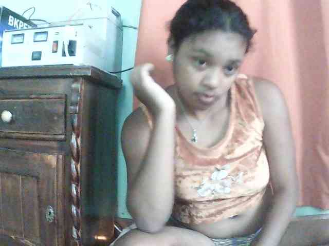 TriciaBella webcam