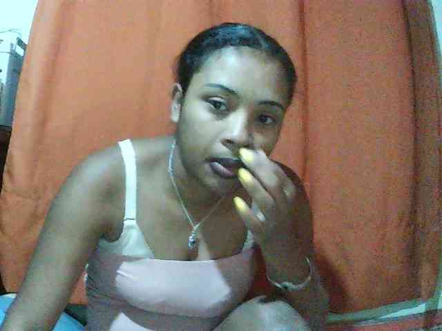 TriciaBella webcam