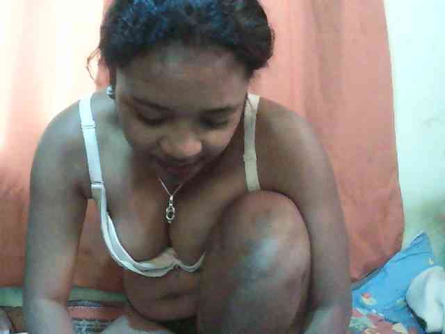 Modèle: TriciaBella