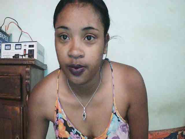 Modèle: TriciaBella
