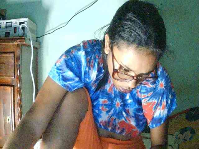 TriciaBella webcam