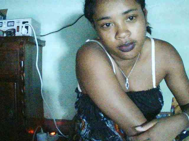 TriciaBella webcam