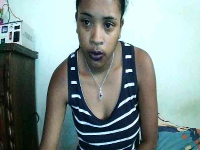TriciaBella webcam