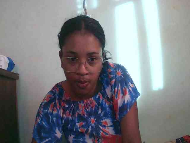 Modèle: TriciaBella