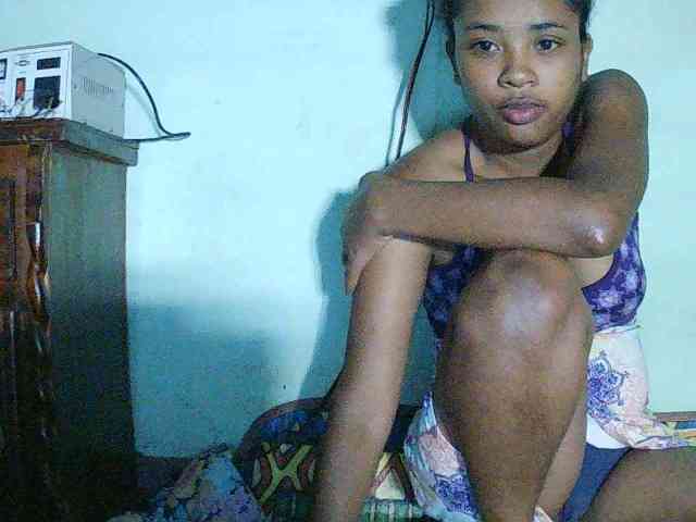 TriciaBella webcam