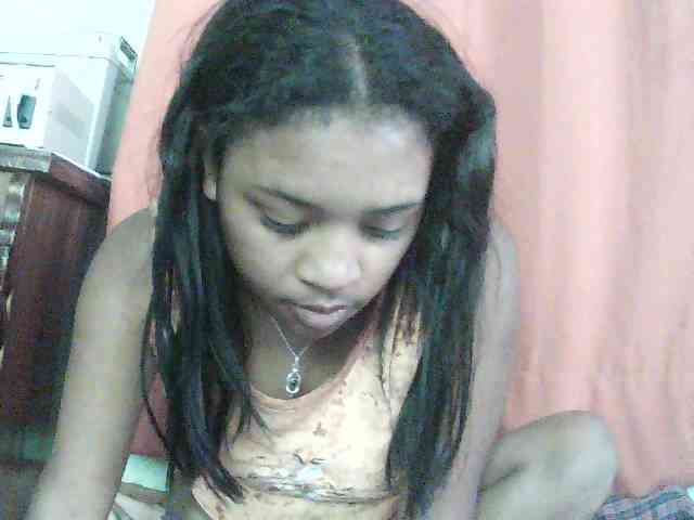 TriciaBella webcam