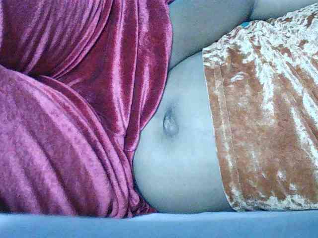 TriciaBella webcam