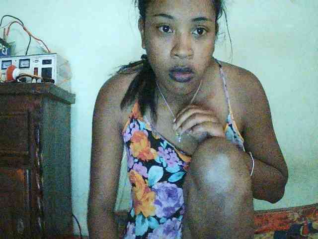 TriciaBella webcam