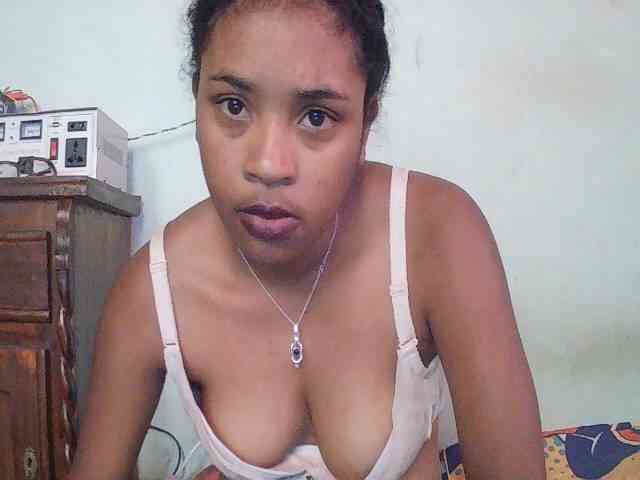 TriciaBella Live Webcam on BongaCams