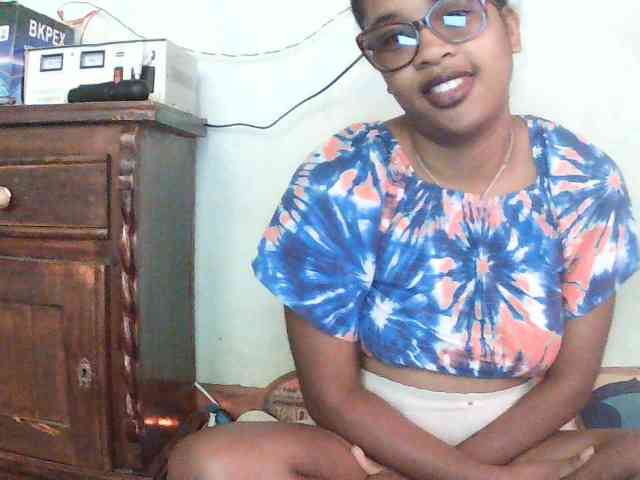TriciaBella webcam
