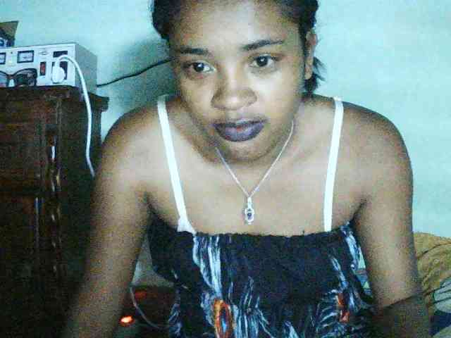 TriciaBella webcam