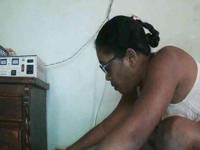 TriciaBella webcam