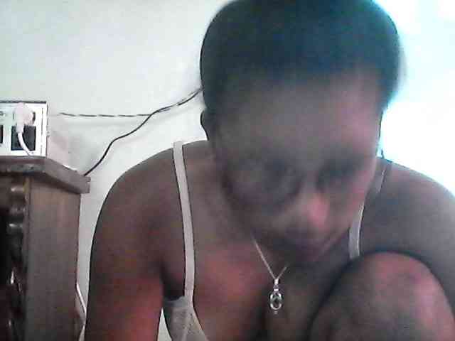 TriciaBella webcam