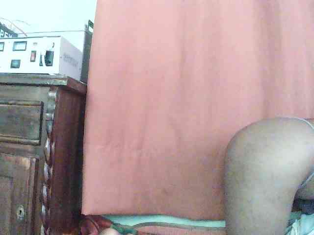 TriciaBella webcam