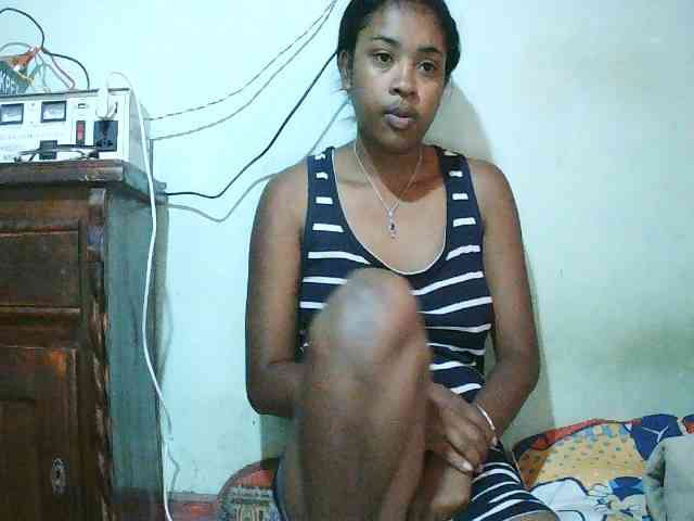 TriciaBella webcam