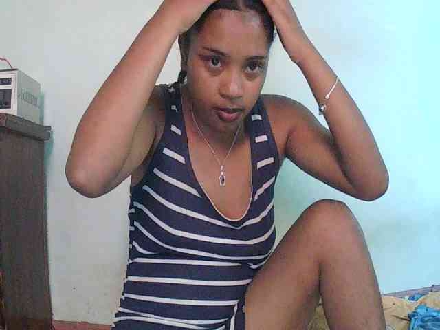TriciaBella webcam