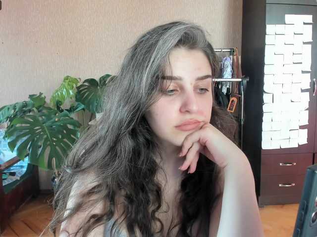 Roselina live cam on BongaCams