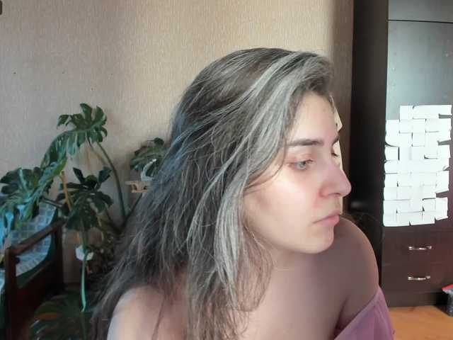 Roselina live cam on BongaCams