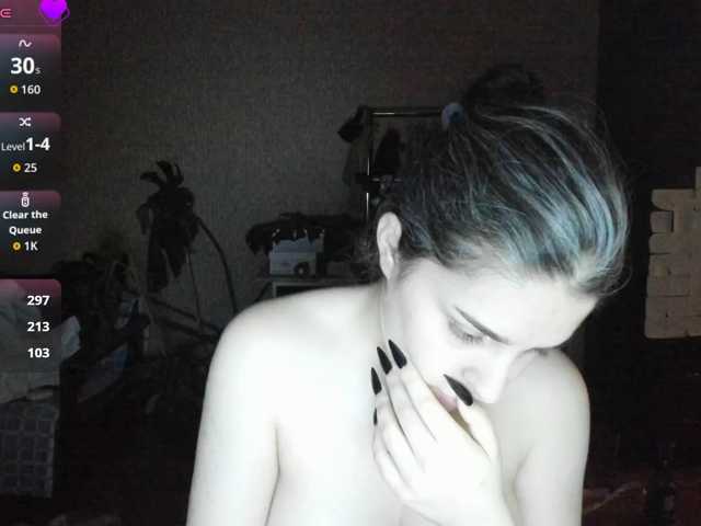 Roselina live cam on BongaCams