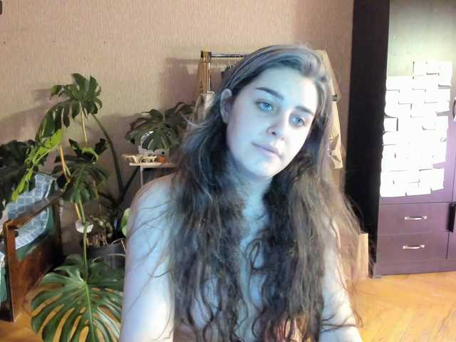 Roselina live cam on BongaCams