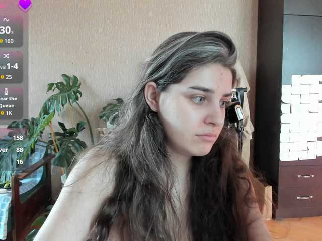 Roselina live cam on BongaCams