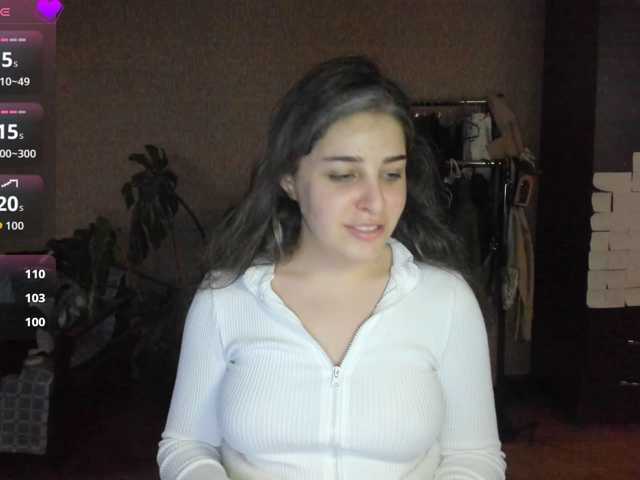 Roselina live cam on BongaCams
