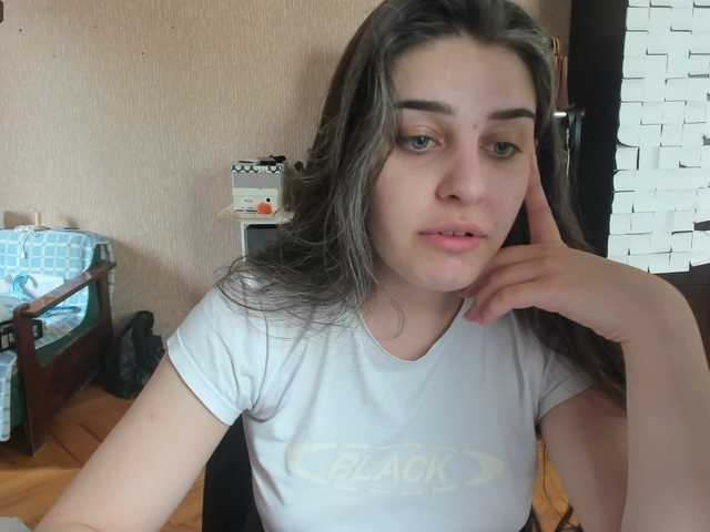 Roselina live cam on BongaCams