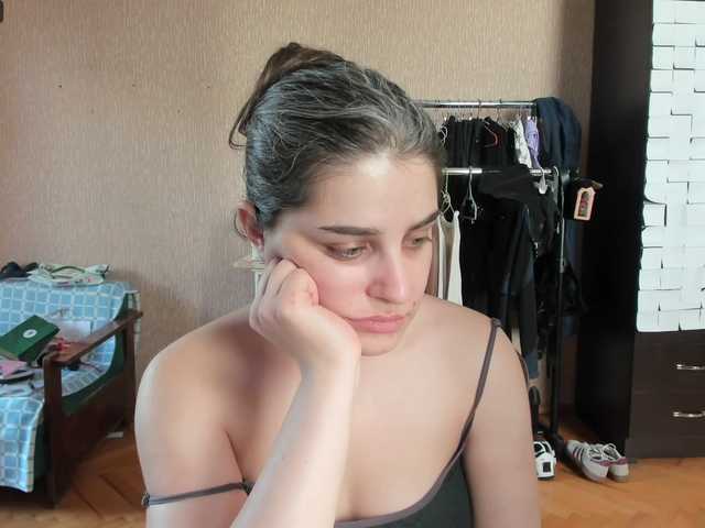 Roselina live cam on BongaCams