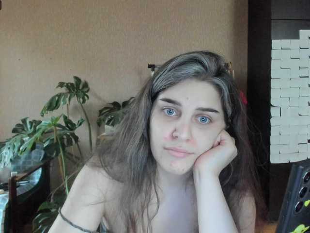Roselina live cam on BongaCams