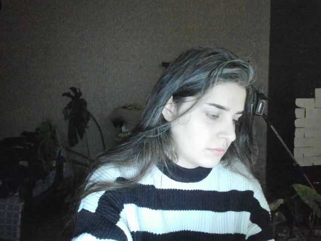 Roselina live cam preview