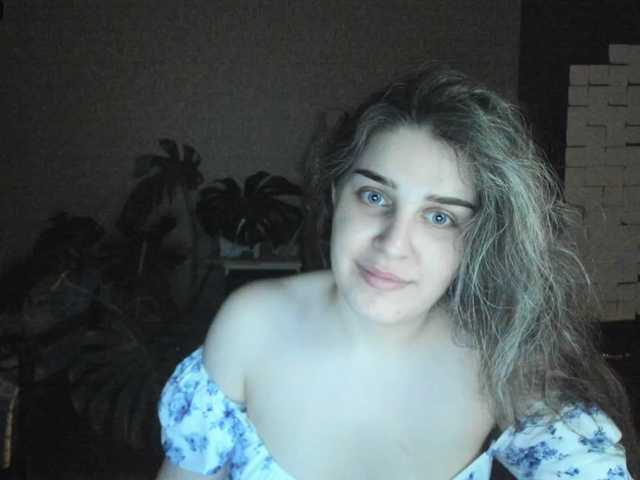 Roselina live cam on BongaCams