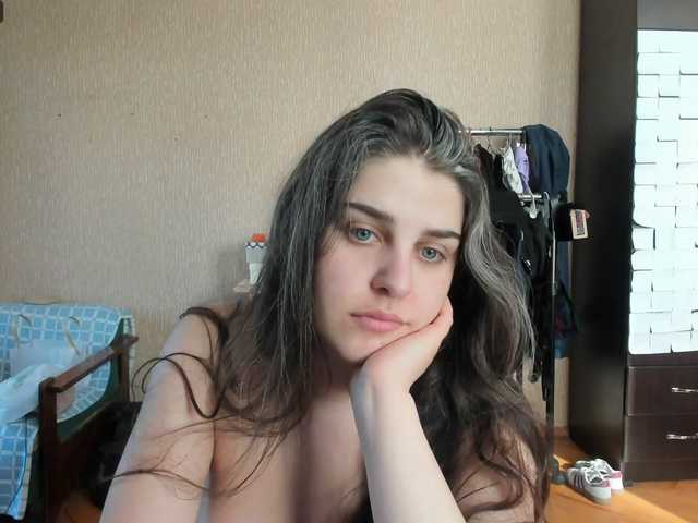 Roselina live cam on BongaCams