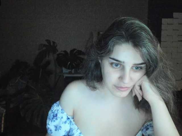 Roselina live cam on BongaCams